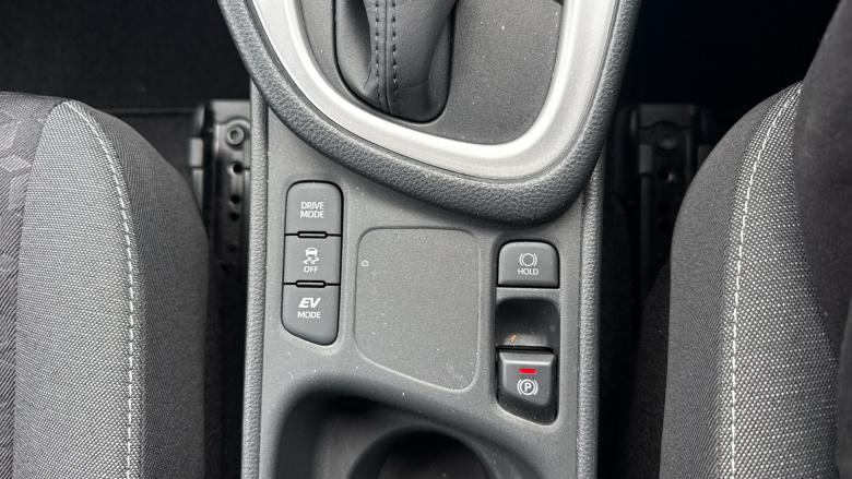 Toyota Yaris 1.5 Hybrid Design 5dr CVT Hybrid Hatchback